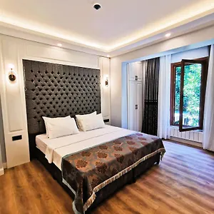 Hotel Luxx Garden, Stambuł